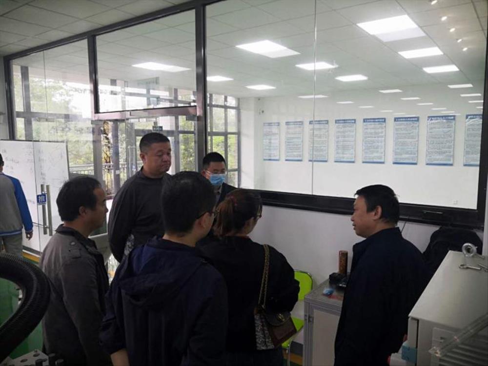 科研引领 智助发展——中国科学院沈阳自动化研究所陈卓博士一行来我校考察校企合作事宜