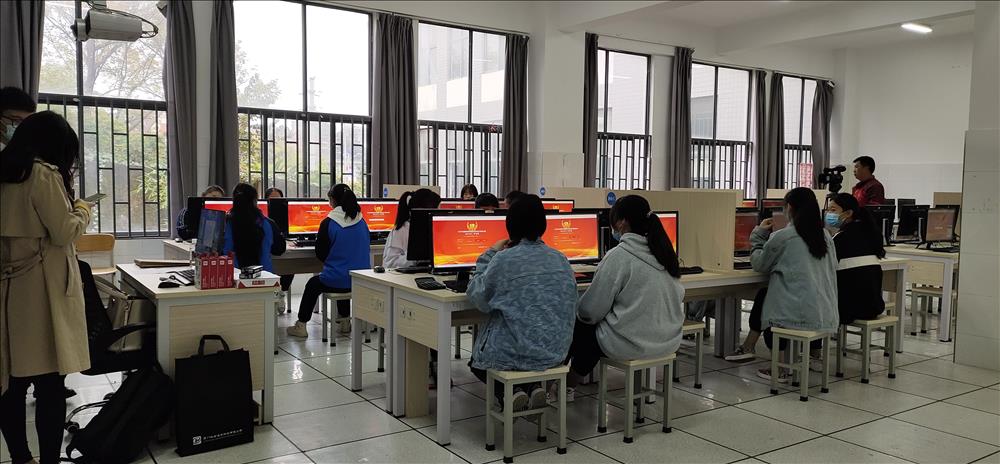 赛专业技能，展工匠风采 ——电商物流学部“畅享杯”电子商务技能大赛、“科云•畅捷通杯”会计技能大赛