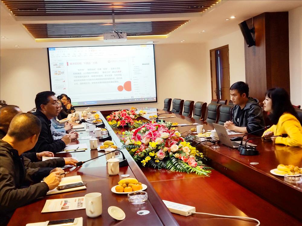 赓续职教初心 凝聚奋斗力量  记昆明市第四届名校长基地、官渡区第六届路小军名校长基地第十七次活动