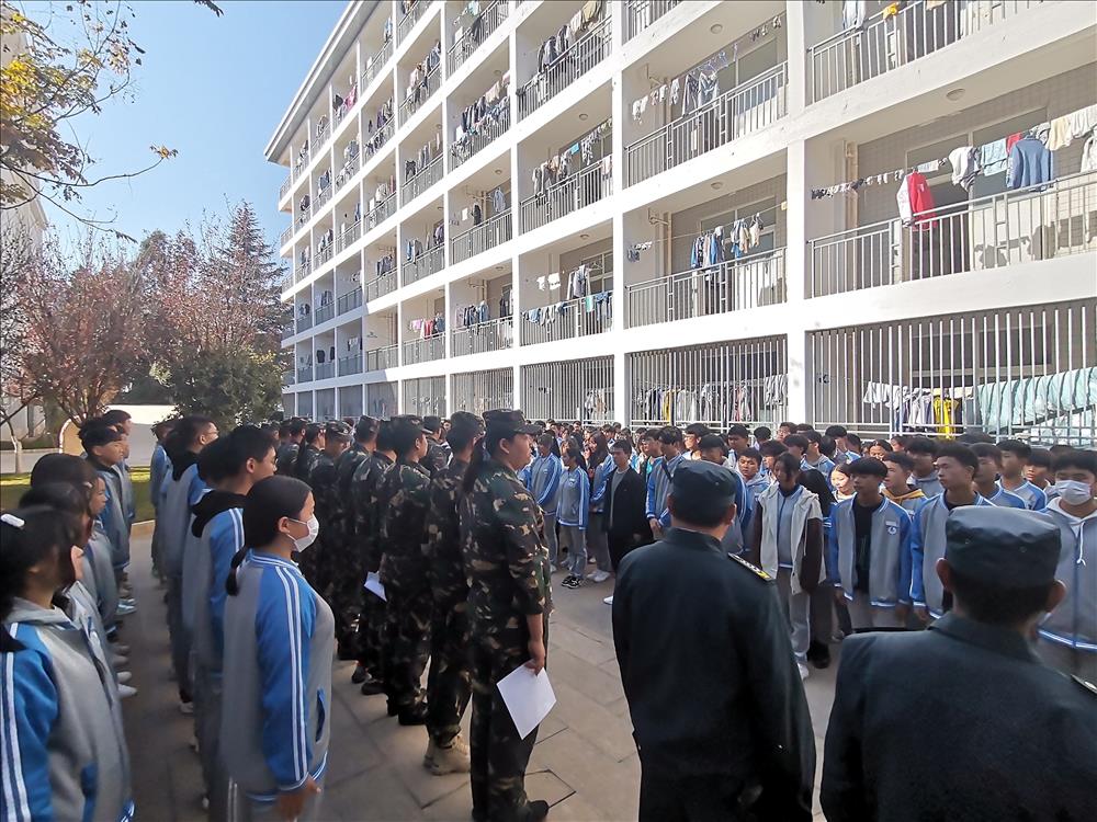 官渡区职业高级中学开展学生宿舍安全大检查工作