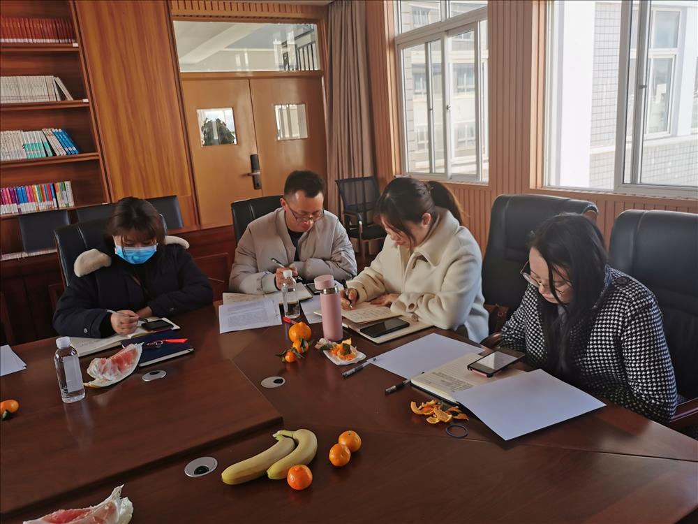 问渠那得清如许    为有源头活水来  ——申艳班主任培养基地第十五次活动