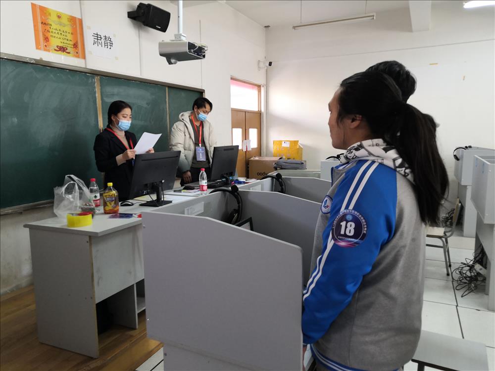 1623753862780802.jpg 宣读考场纪律 (2).jpg